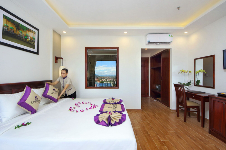 Bedroom 3, Uptown Hoi An Hotel, Da Nang