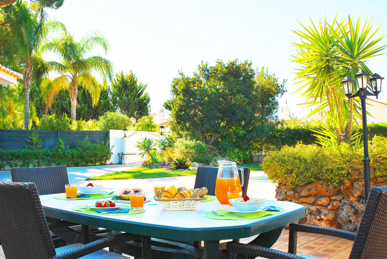 Food & Drinks 4, Villa Isa Joe, Loulé