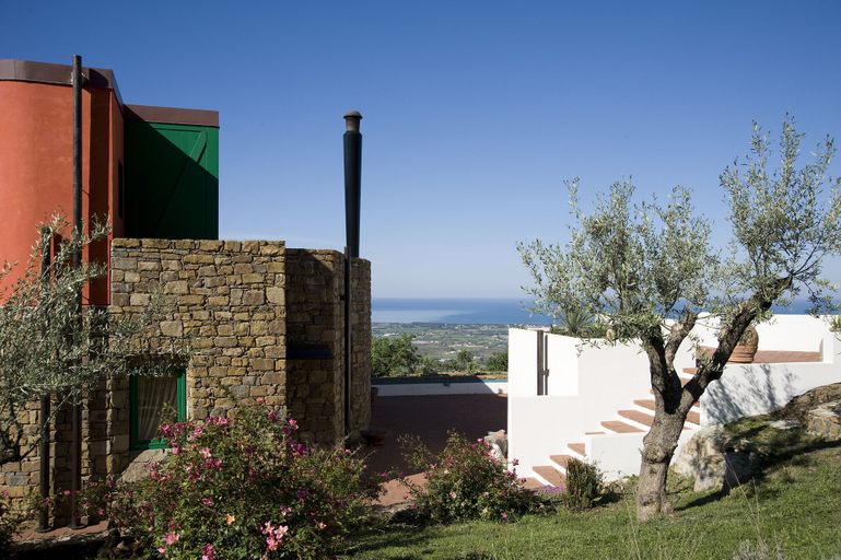 Exterior & Views 2, Borgo La Pietraia, Salerno