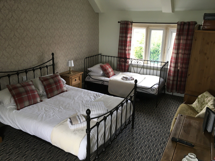 Bedroom 3, The Hollies Inn, Wiltshire