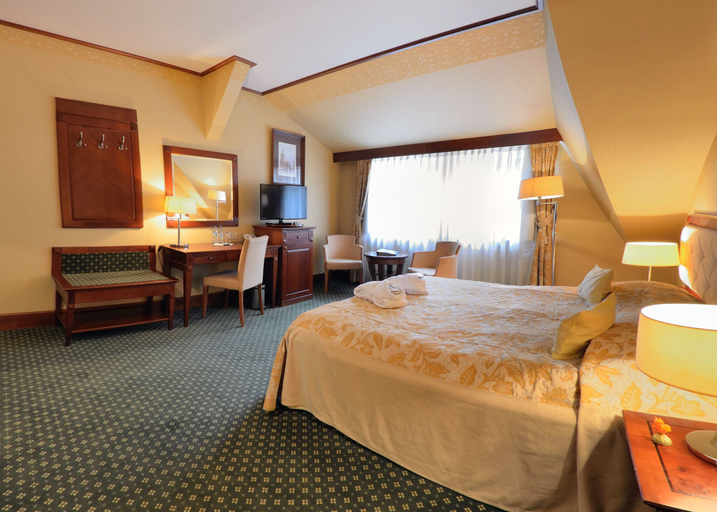 Bedroom 3, Park Hotel, Szczecin