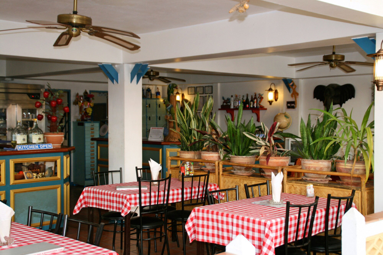 Food & Drinks 5, Niku Guesthouse, Phuket Island