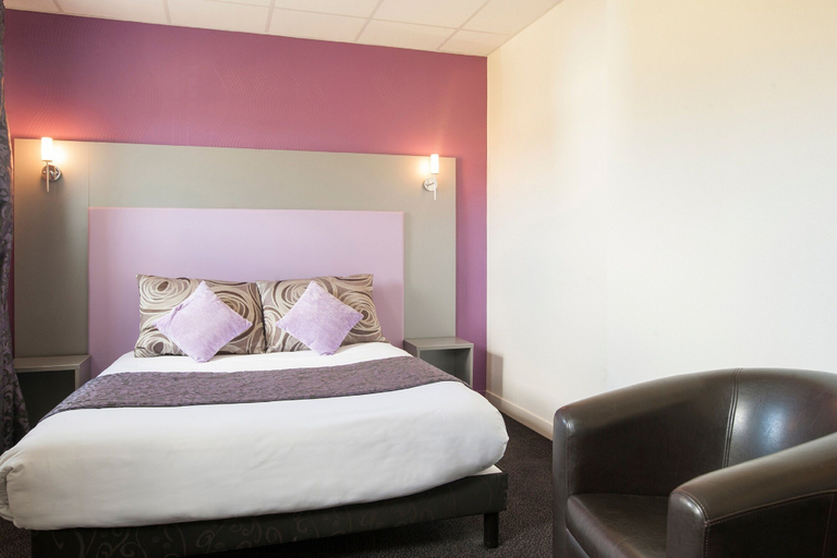 Bedroom 3, Brit Hotel Confort Alexia La Souterraine, Creuse
