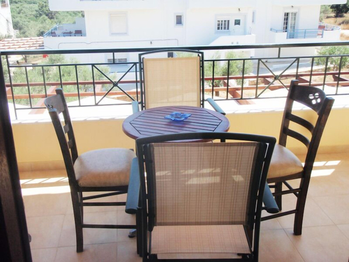 Others 4, Berdoussis Hotel, Peloponnese