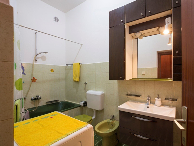 Bathroom, Apartment Lili Pula, Pula