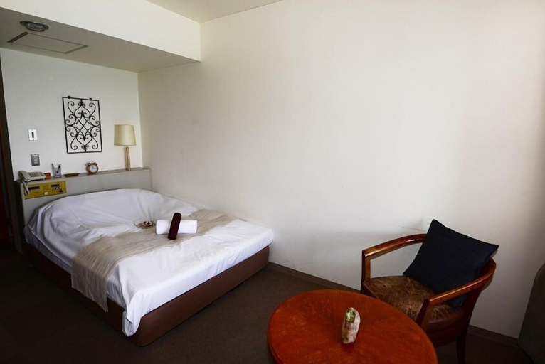 Bedroom 3, Isohara Seaside Hotel, Kitaibaraki