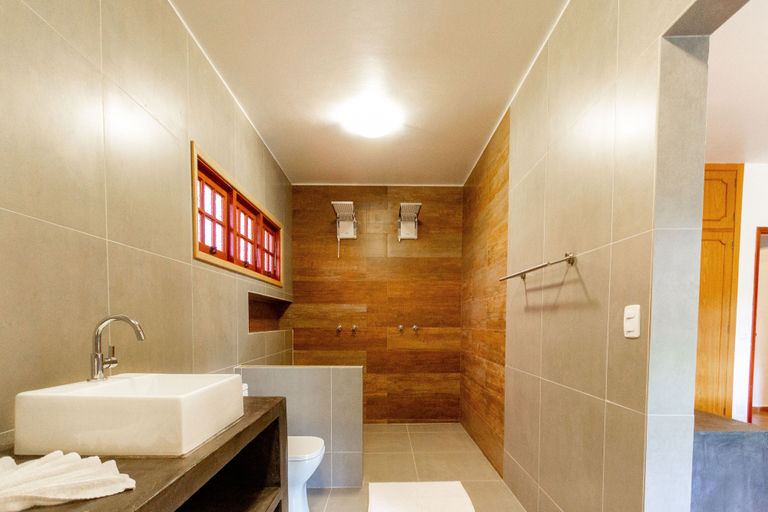 Bathroom 3, Sítio King - Bragança Paulista, Piracaia