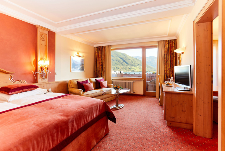 Bedroom 4, Hotel Salzburgerhof, Zell am See