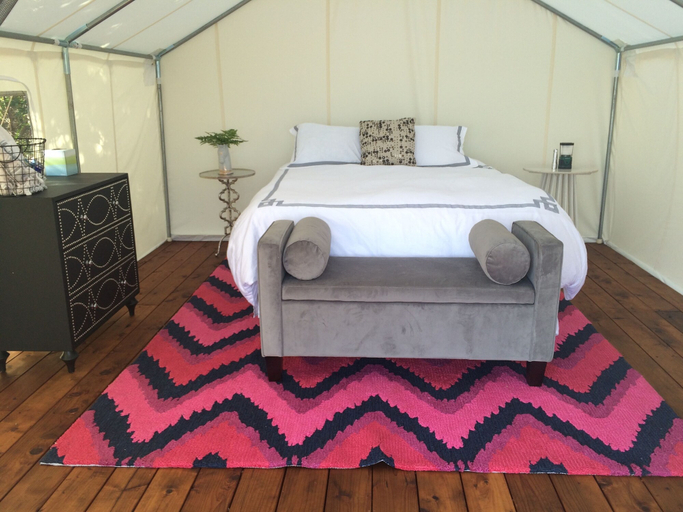 Bedroom 2, Terra Glamping, Sonoma