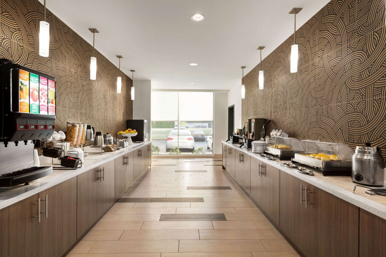 Food & Drinks 5, La Quinta Inn & Suites by Wyndham Rock Hill, York