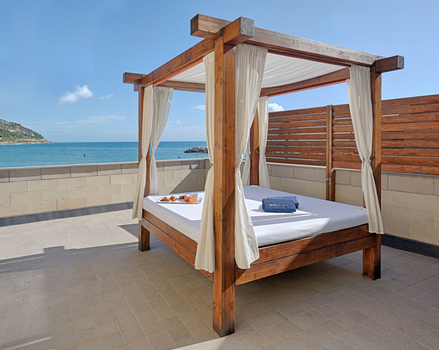 Bedroom 8