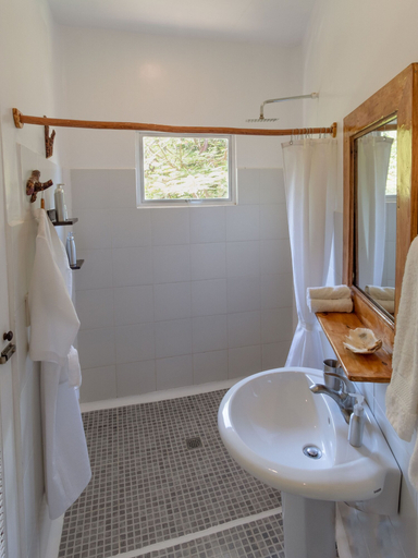 Bathroom 5, Granada Beach Resort - Adults Only, Boljoon
