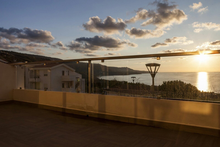 Others 5, Airone Residence, Vibo Valentia