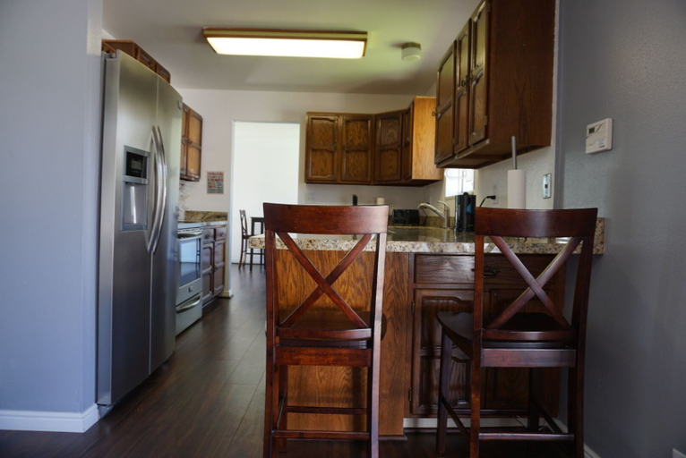 Others 5, Large Room near UVU & BYU, Utah