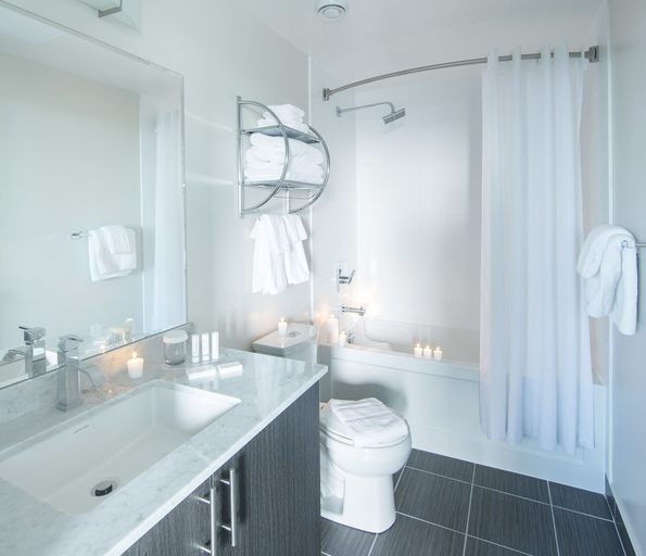 Bathroom 4, Liberty Suites Hotel, York