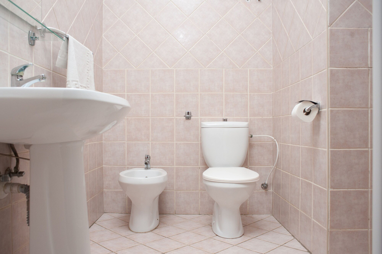 Bathroom 4, Pension City Center, Praha 1