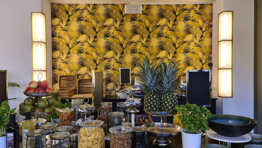 Others 5, Hotel Astoria, Copenhagen