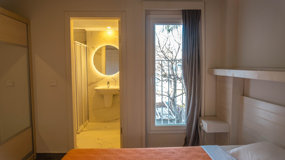 Bedroom 4, Muskebi Apart, Bodrum