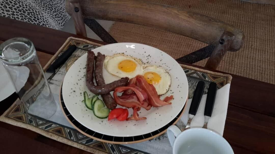 Food & Drinks 5, Khan River Lodge, Karibib