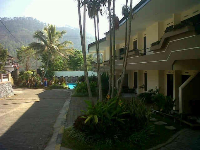 Nirwana Hotel & Convention Batu, Malang