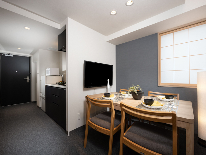 Dining Room 9