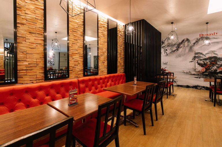 Food & Drinks 15