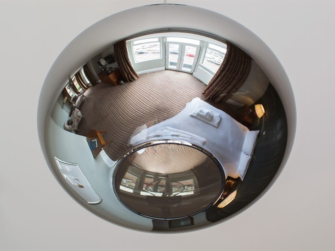 Others 5, The Wayfarer, East Sussex
