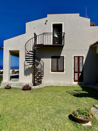 Exterior & Views 2, Mansarda, Livorno
