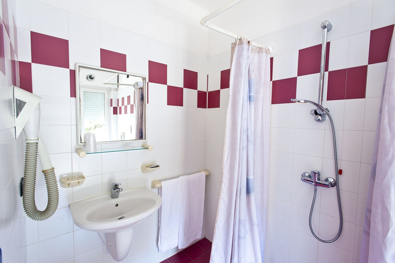 Bathroom 4, Hotel Rubino, Trento