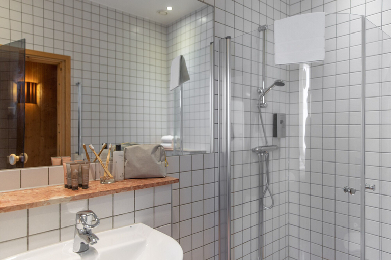 Bathroom 3, The More Hotel Mazetti, Malmö
