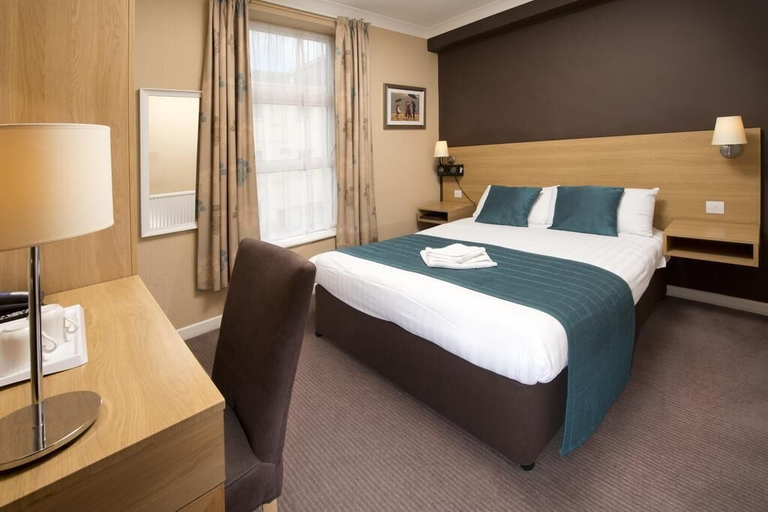 Bedroom 3, The Marine Hotel, Conwy