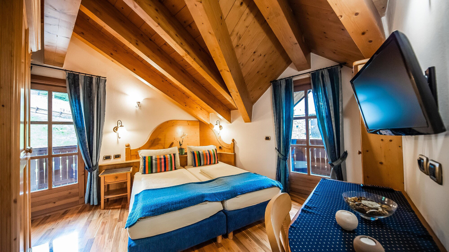 Bedroom 3, Chalet Mottolino, Sondrio