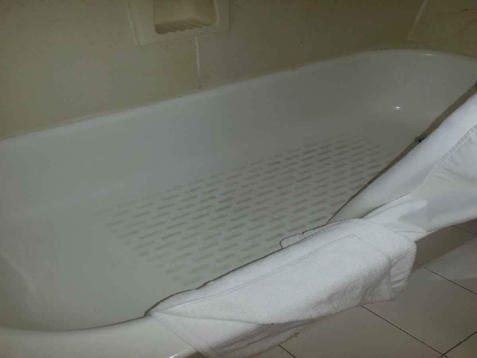 Bathroom 4, Hollywood Beach Resort-comfortable Large Studio, Broward