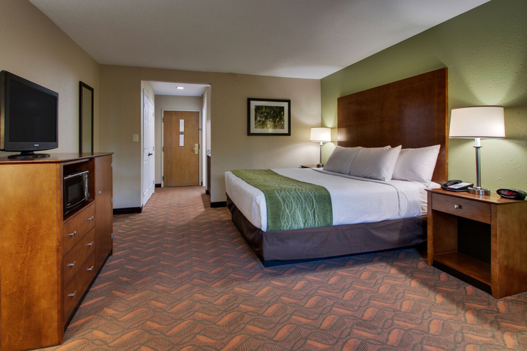 Bedroom 4, Greenfield Inn and Suites Elizabethtown, KY I65 Exit 94, Hardin
