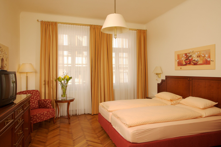 Bedroom 2, Hotel City Central, Wien