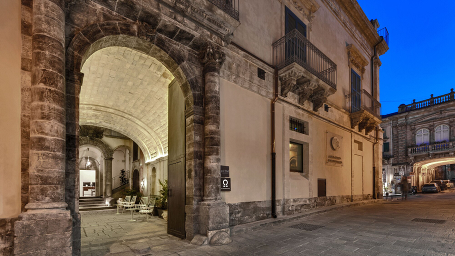 Exterior & Views 2, a.d. 1768 Boutique Hotel, Ragusa