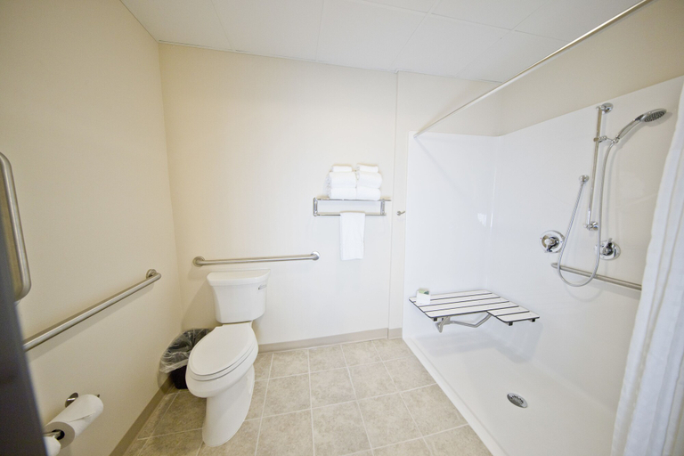 Bathroom 4, Cobblestone Inn & Suites - Clarinda, Page