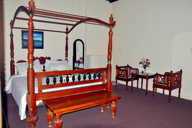 Bedroom 2, Chelthnam Bungalow, Nuwara Eliya