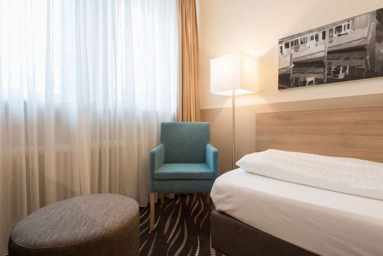 Bedroom 2, Heikotel - Hotel Stadtpark Residenz, Hamburg