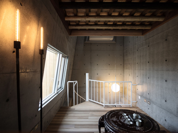 Others 4, Mao House, Tainan
