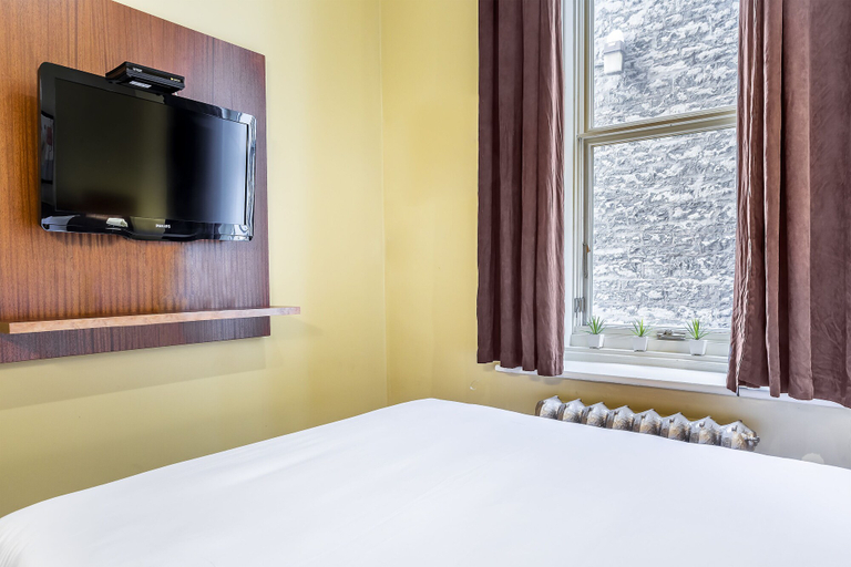 Bedroom 2, Hotel Ermitage, Communauté-Urbaine-de-Québec
