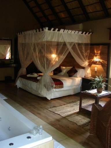 Bedroom 3, Marloth Kruger Accommodation, Ehlanzeni