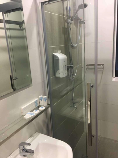 Bathroom 5, Hotel Gaia 95, Kota Kinabalu