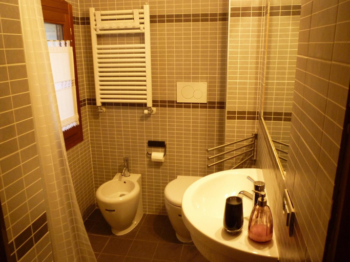 Bathroom 3, Locanda Cà Vejo, Padua