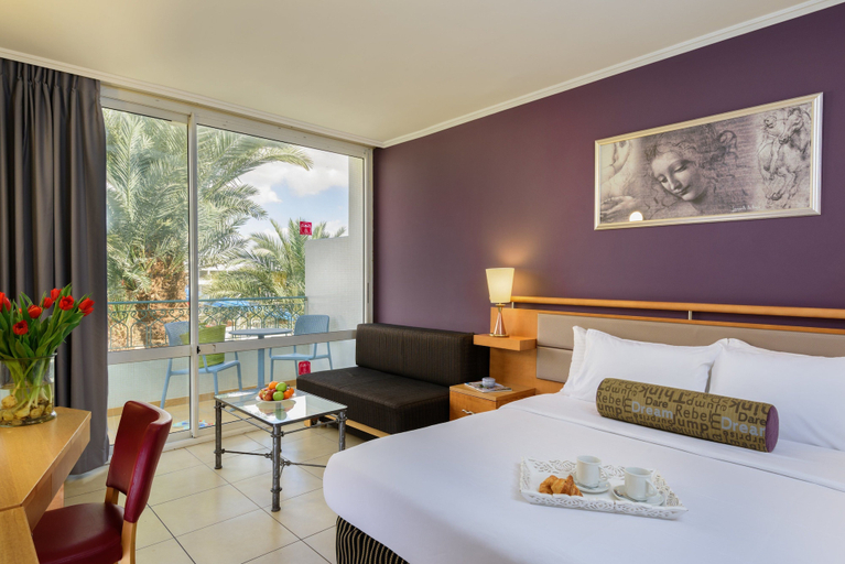 Bedroom 4, Leonardo Club Hotel Eilat - All Inclusive, Aqaba