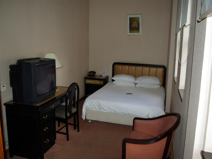 Bedroom 18