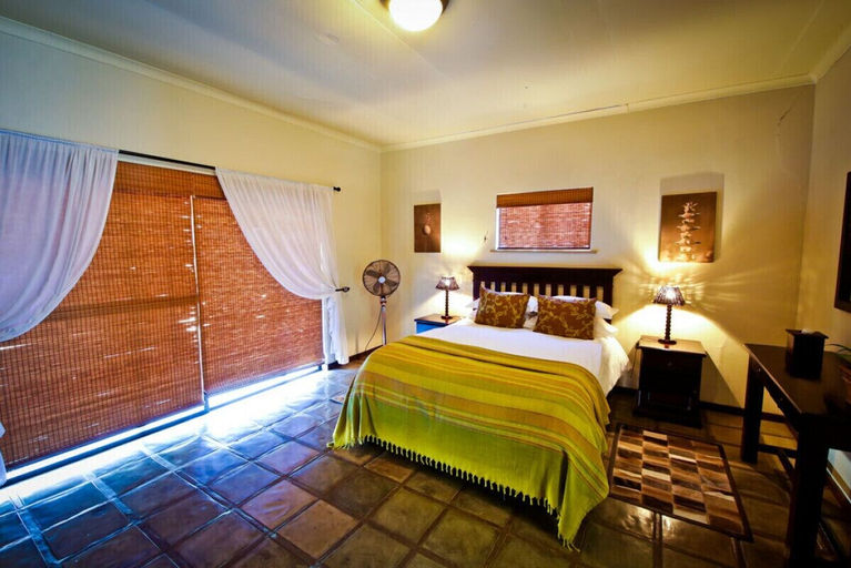 Bedroom 4, Otjiwa Safari Lodge, Omatako