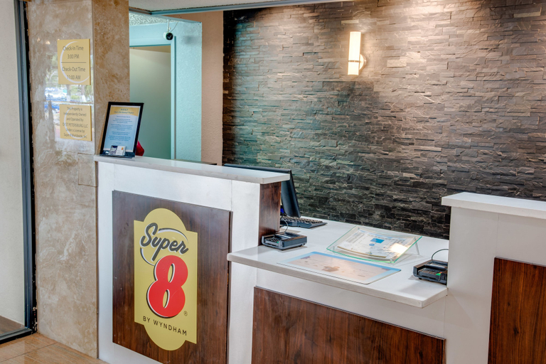 Others 3, Super 8 by Wyndham St. Petersburg, Pinellas