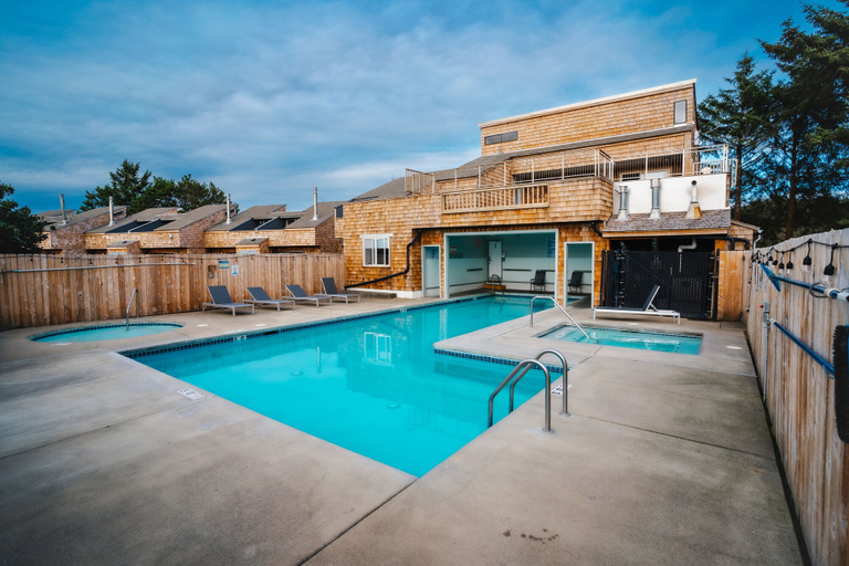 Sport & Beauty 1, Surfcrest Resort, Grays Harbor