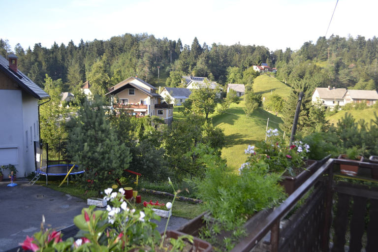 Others 4, Kmecki Hram, Idrija